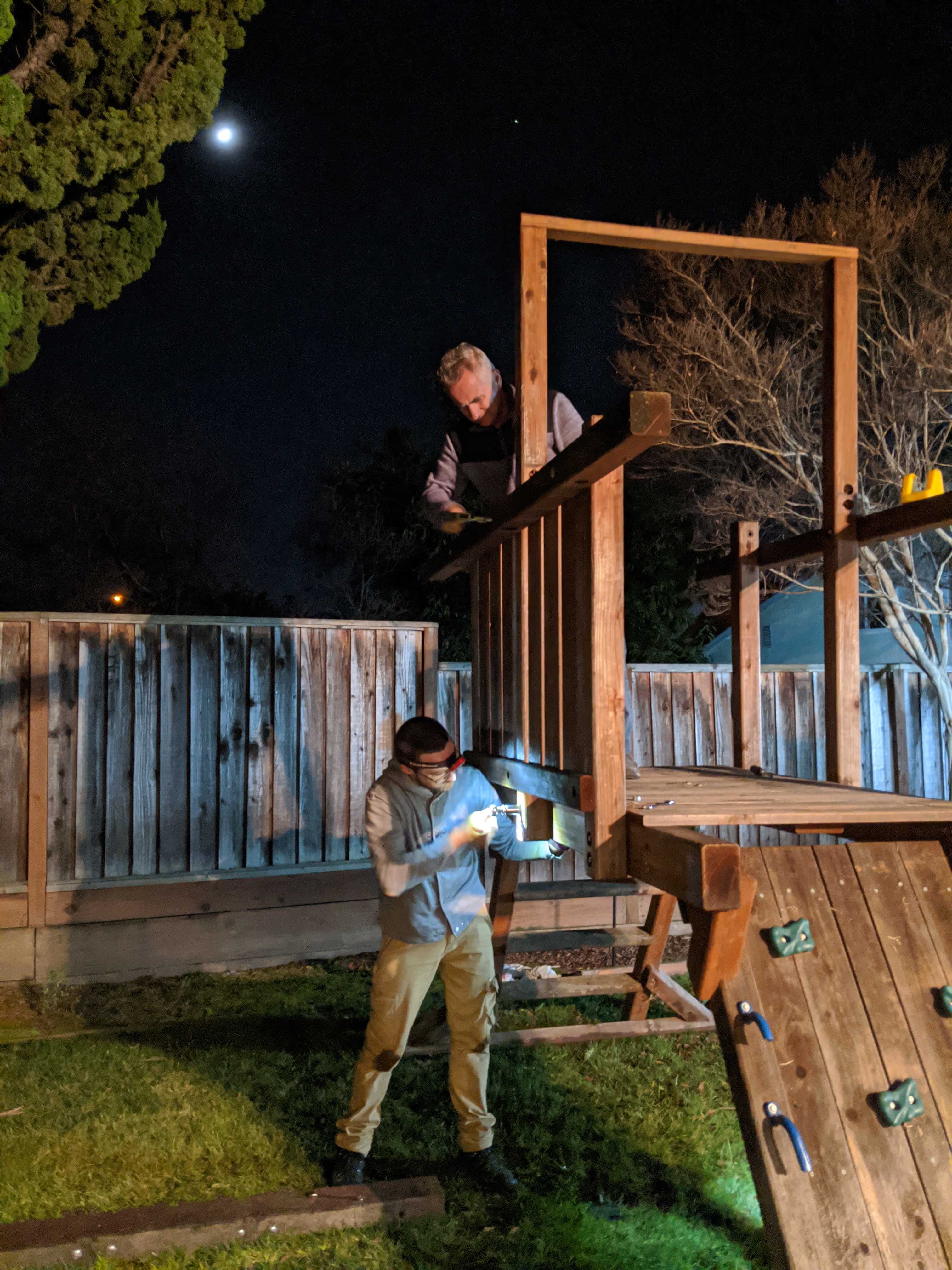 Та щире бажання допомогати іншим!